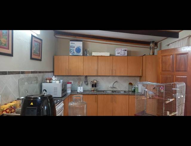 3 BEDROOM TOWNHOUSE FOR SALE IN MEDI PARK